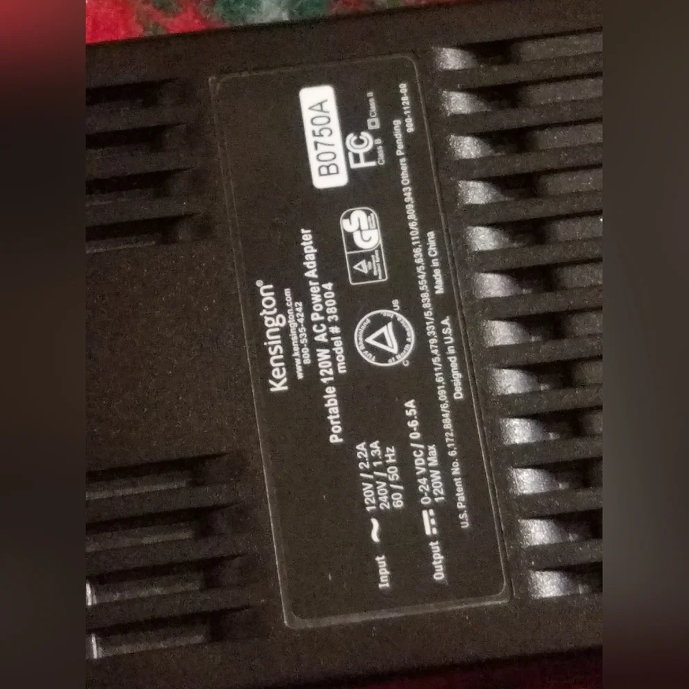 Kesington 38004 portable power adapter